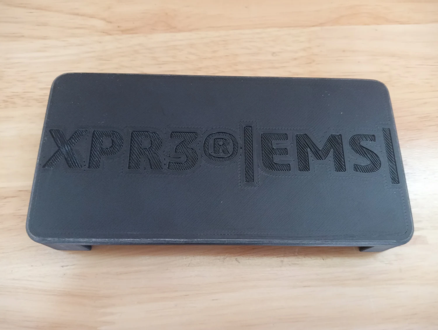 Couvercle de boîtier XPR3® EMS personnalisé, réalisé en impression 3D, finition brute